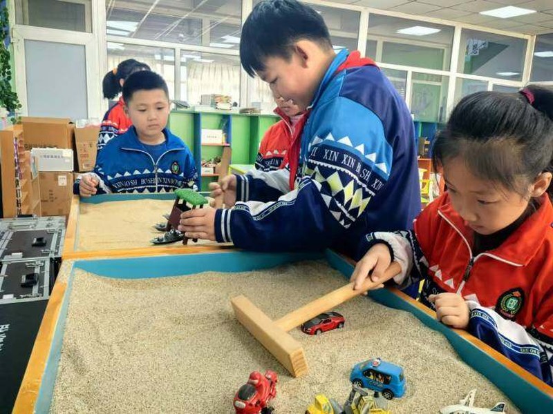 心理沙盘起源发展与箱体规格标准(1) 心理沙盘起源与规格